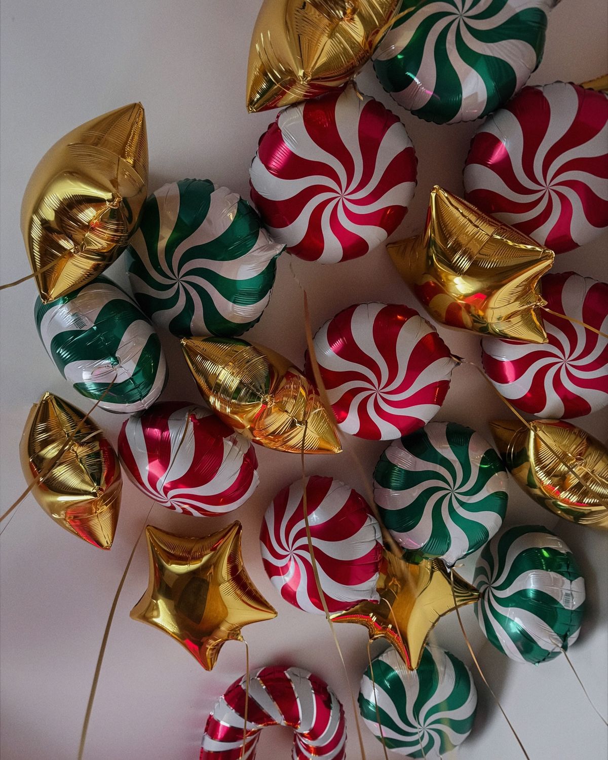 Blue & Green Candy Christmas Gold Star Foil Balloon Ceiling 20pcs