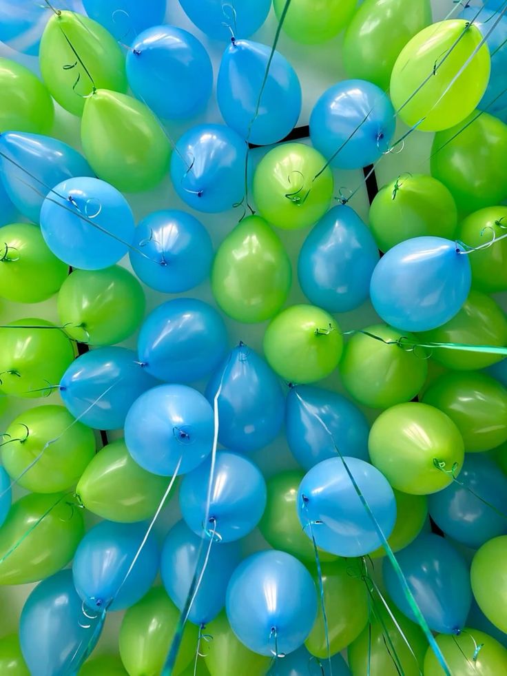 Ceiling Balloon Lime Green & Light Blue